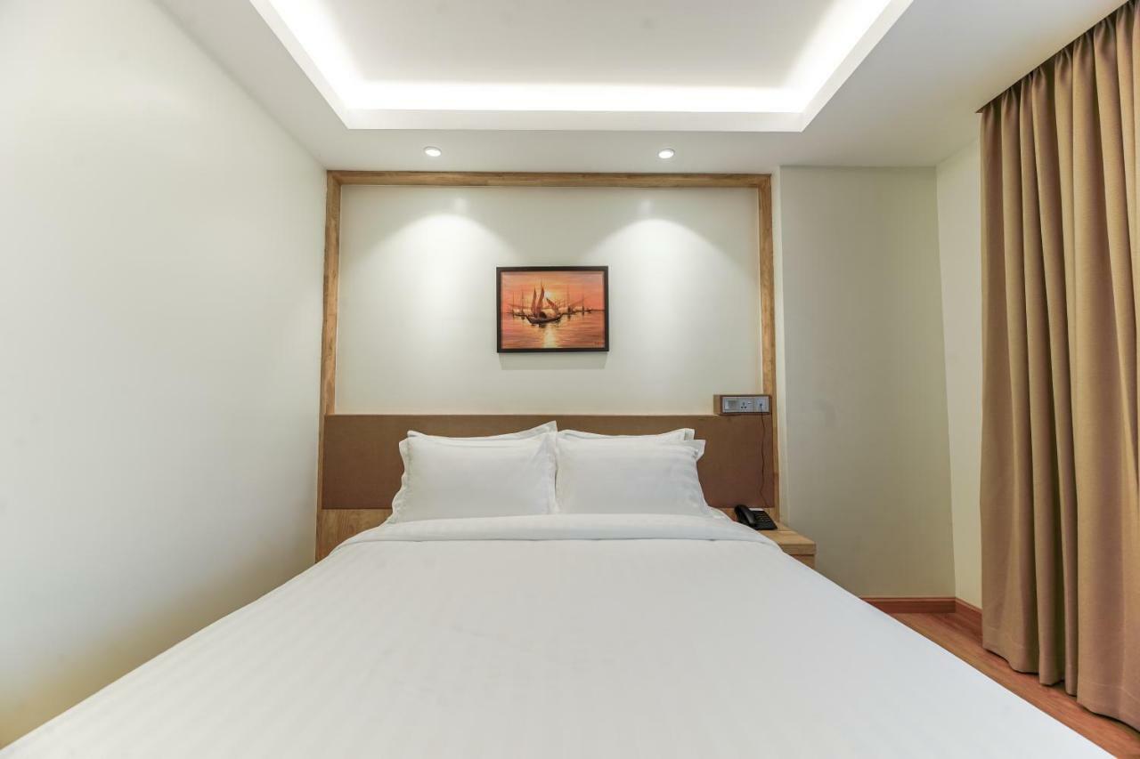 The Gandamar Hotel , Yangon Exterior photo